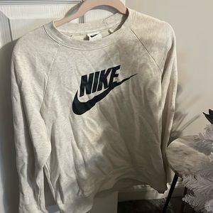 NIKE CREWNECK